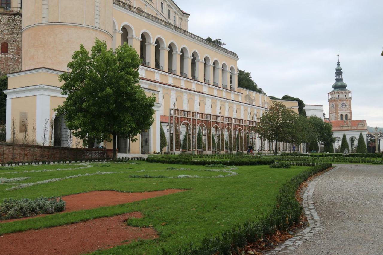 Penzion U Zabaka Мікулов Екстер'єр фото