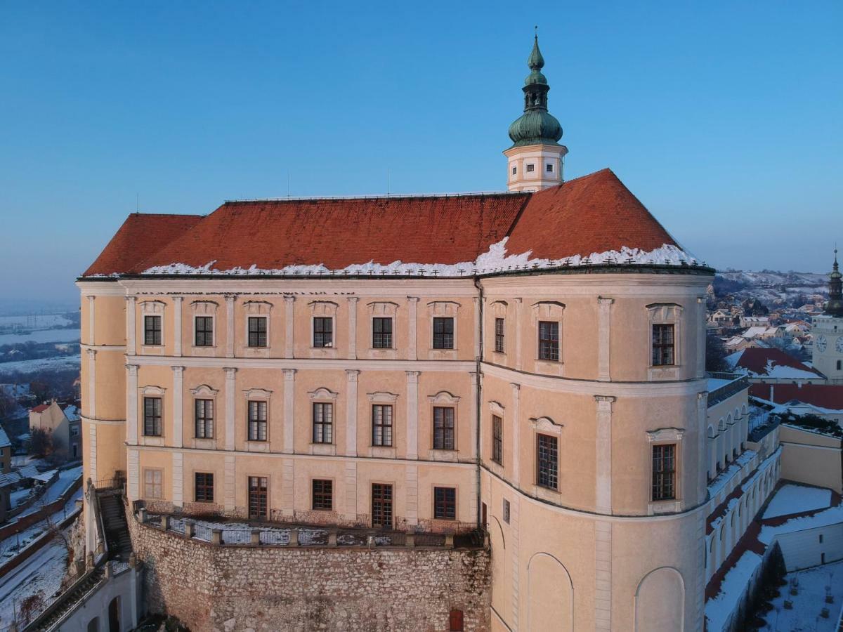 Penzion U Zabaka Мікулов Екстер'єр фото